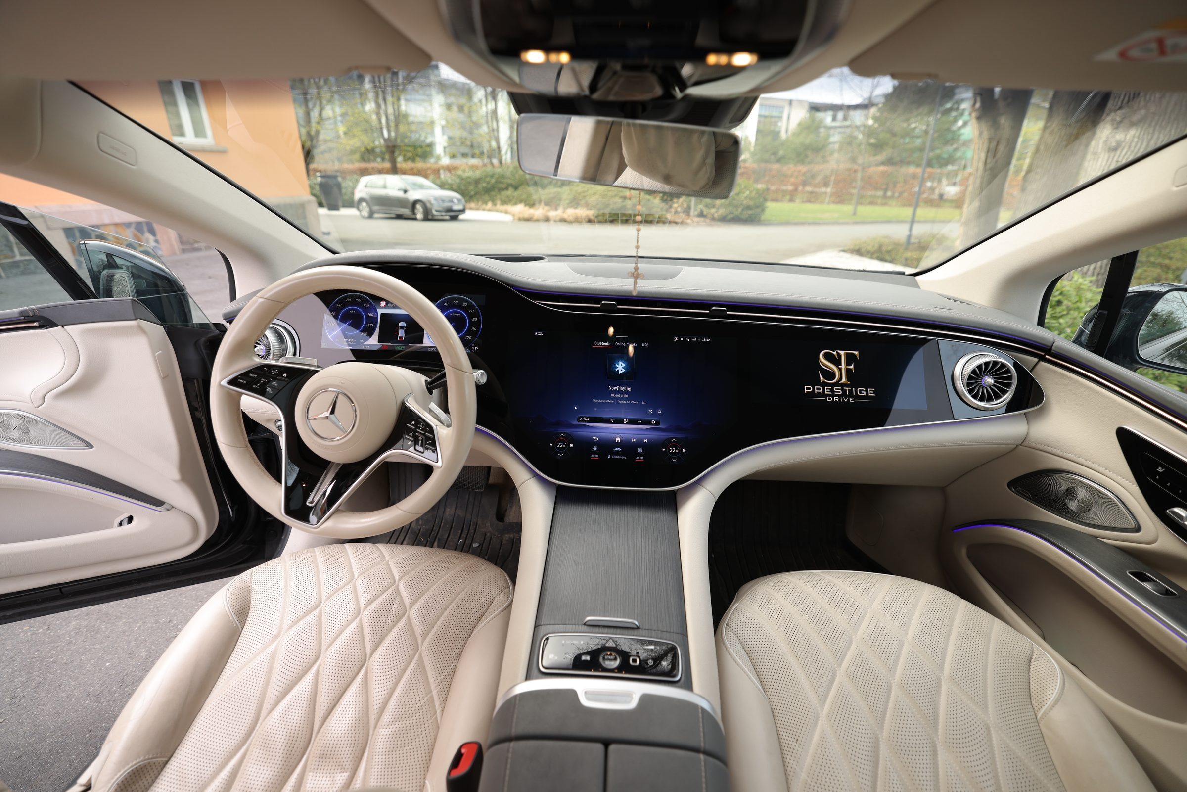 Mercedes-Benz S-Class — interior